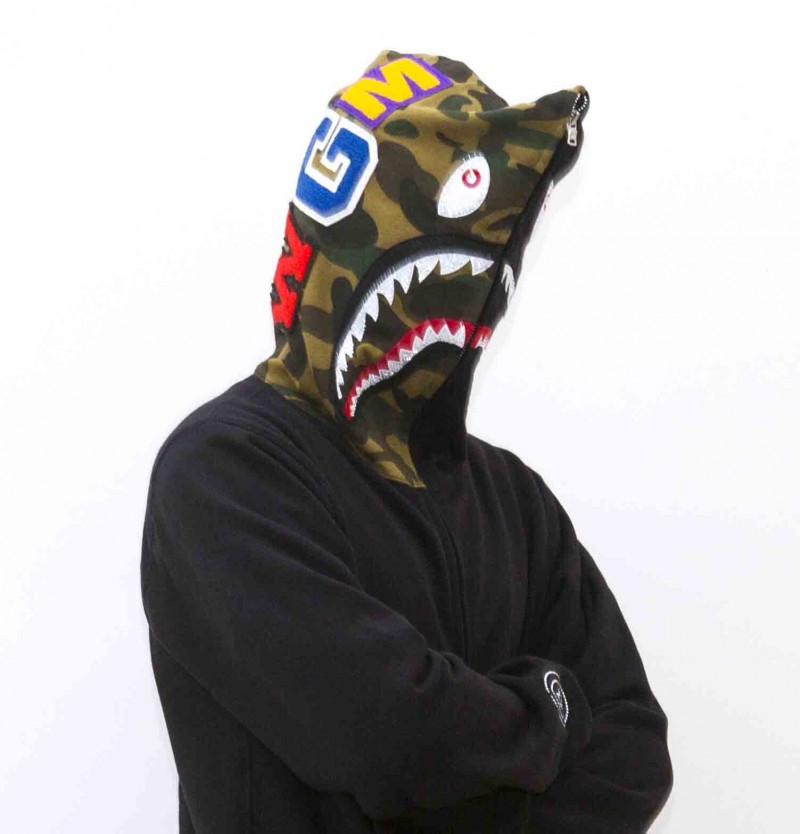 zip up bape hoodie